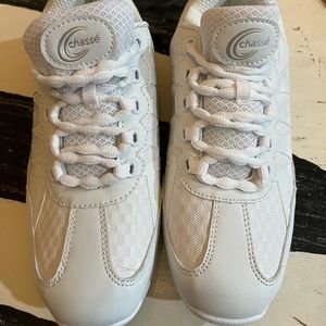 Cheer shoes never worn size 9